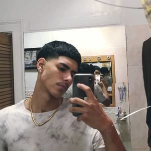 Meet your Posher, Damian